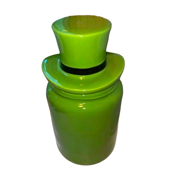 ☘️ Rae Dunn Kiss me I’m Irish canister - Picture 4 of 9